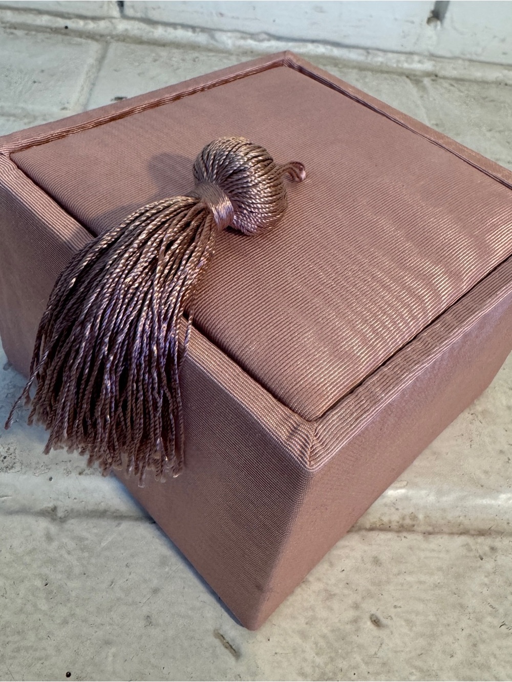 Hollywood Regency Vintage Dusty Rose Ribbed Fabric Trinket Box with Tassel